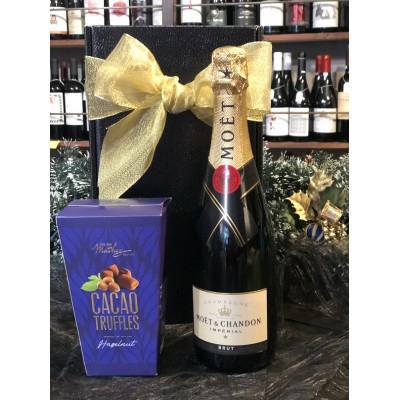 Wine gift Moet Chandon Imperial with French truffles