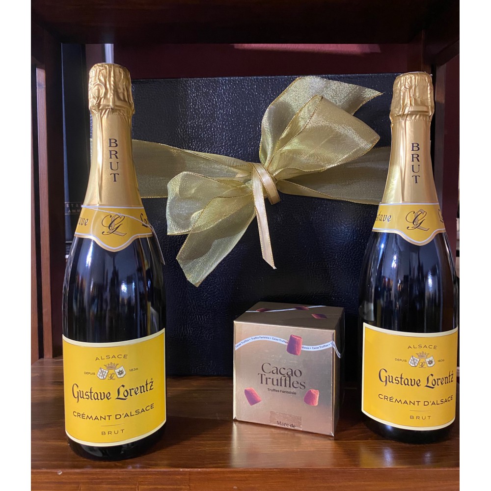 Wine gift with Gustav Lorenz Brut and french truffles 